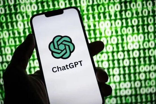女子疯狂爱上ChatGPT，并决定与结婚20年丈夫离婚
